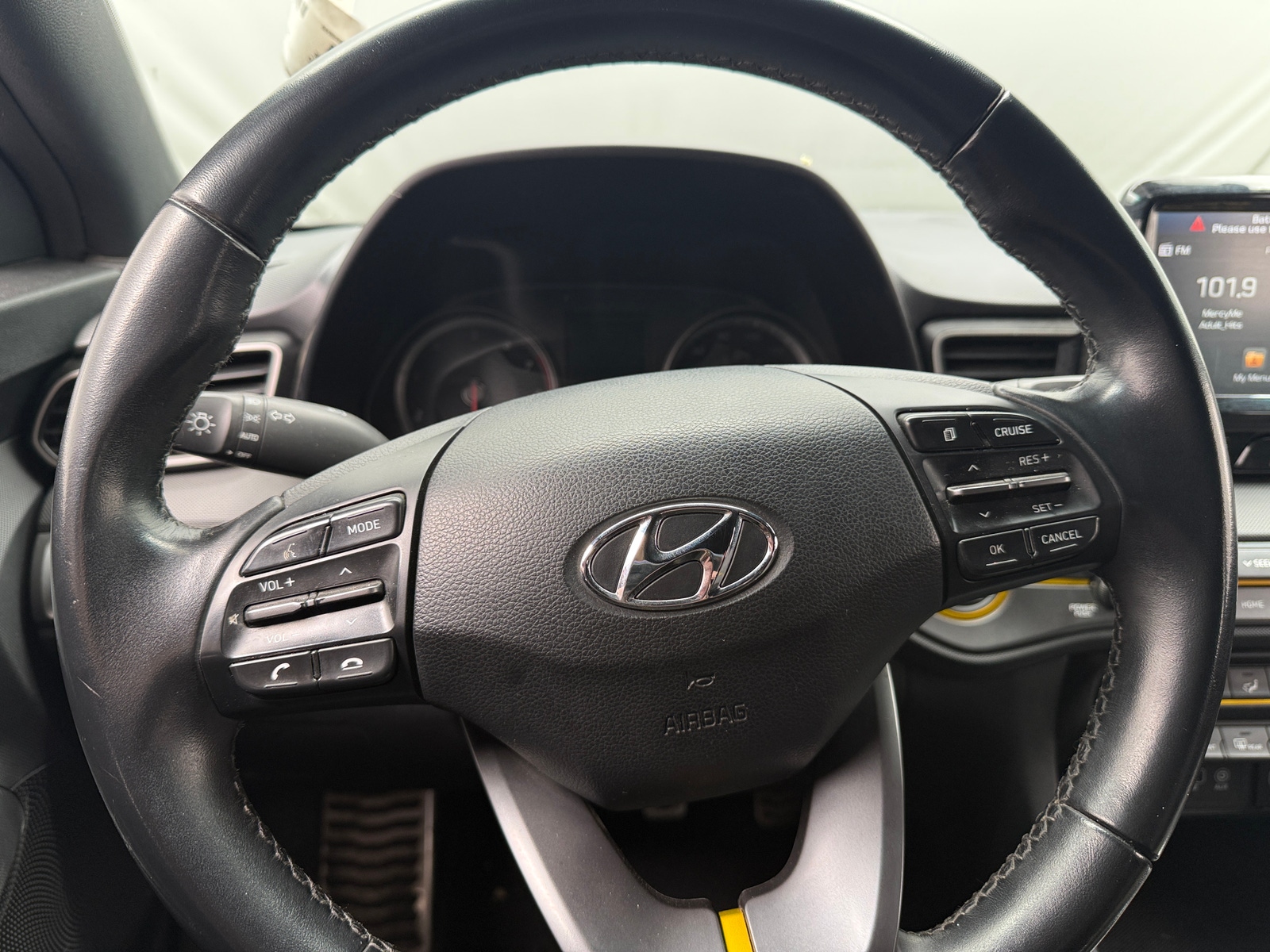 Thumbnail: 2020 Hyundai Veloster - 5