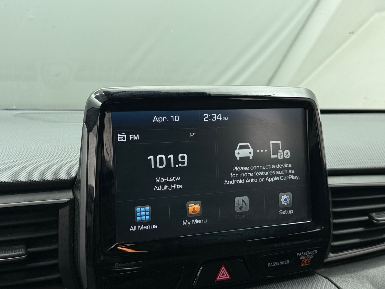 Thumbnail: 2020 Hyundai Veloster - 4