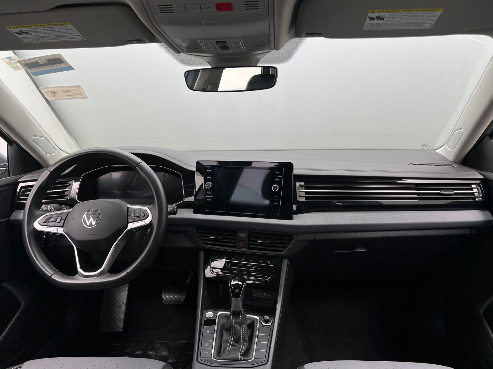 Thumbnail: 2025 Volkswagen Jetta - 2