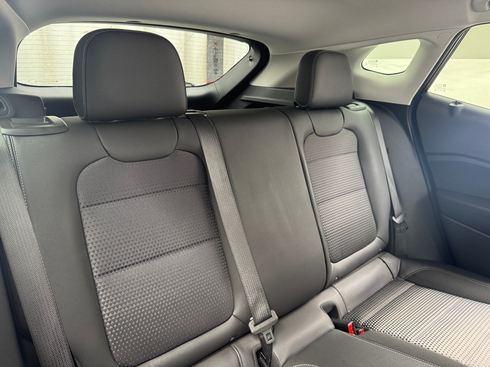 Thumbnail: 2025 Chevrolet Trax - 6