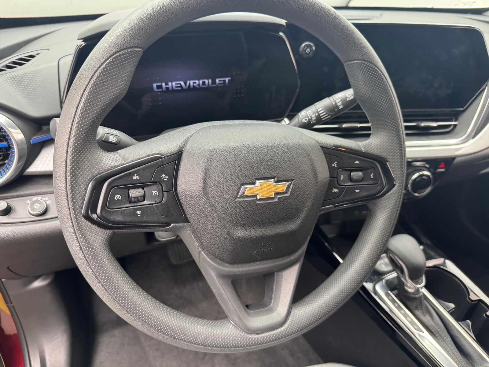 Thumbnail: 2025 Chevrolet Trax - 5