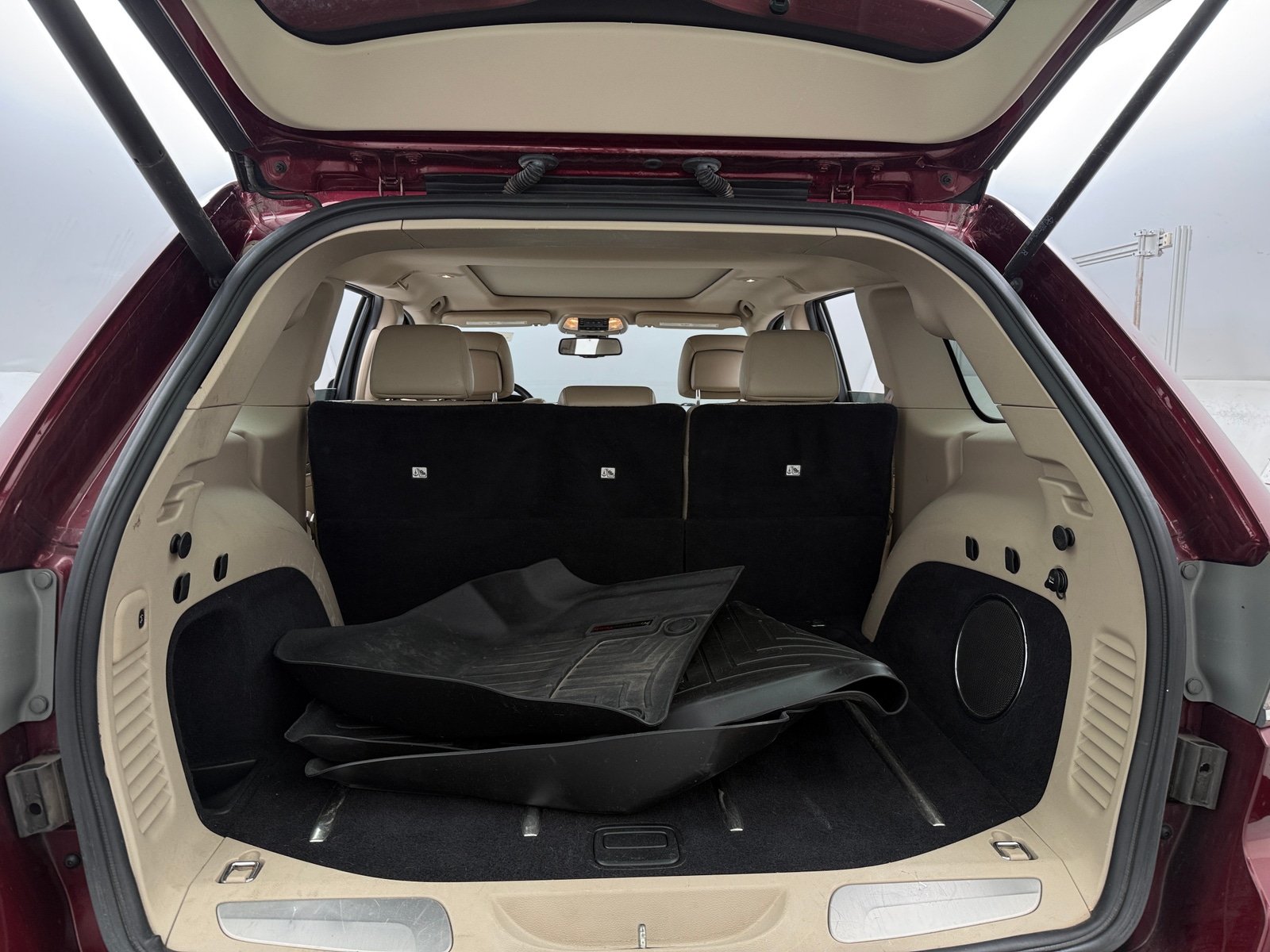 Thumbnail: 2016 Jeep Grand Cherokee - 6