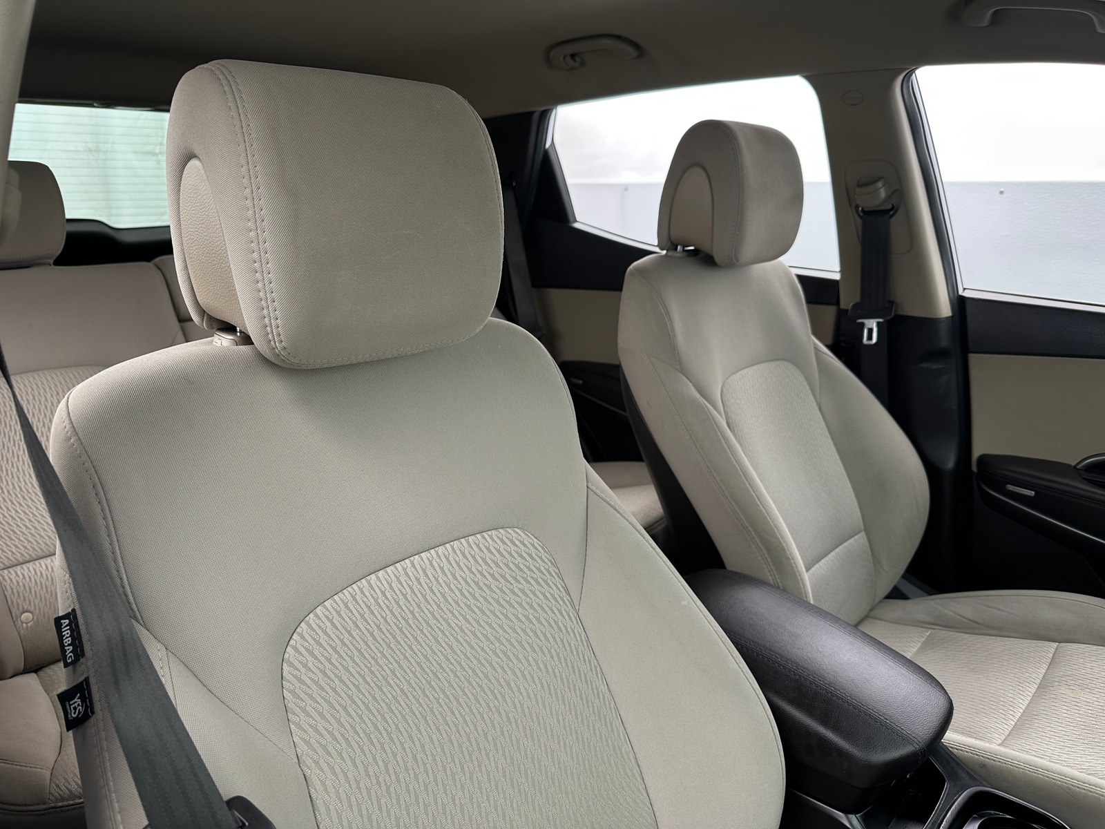 Thumbnail: 2017 Hyundai Santa Fe - 2