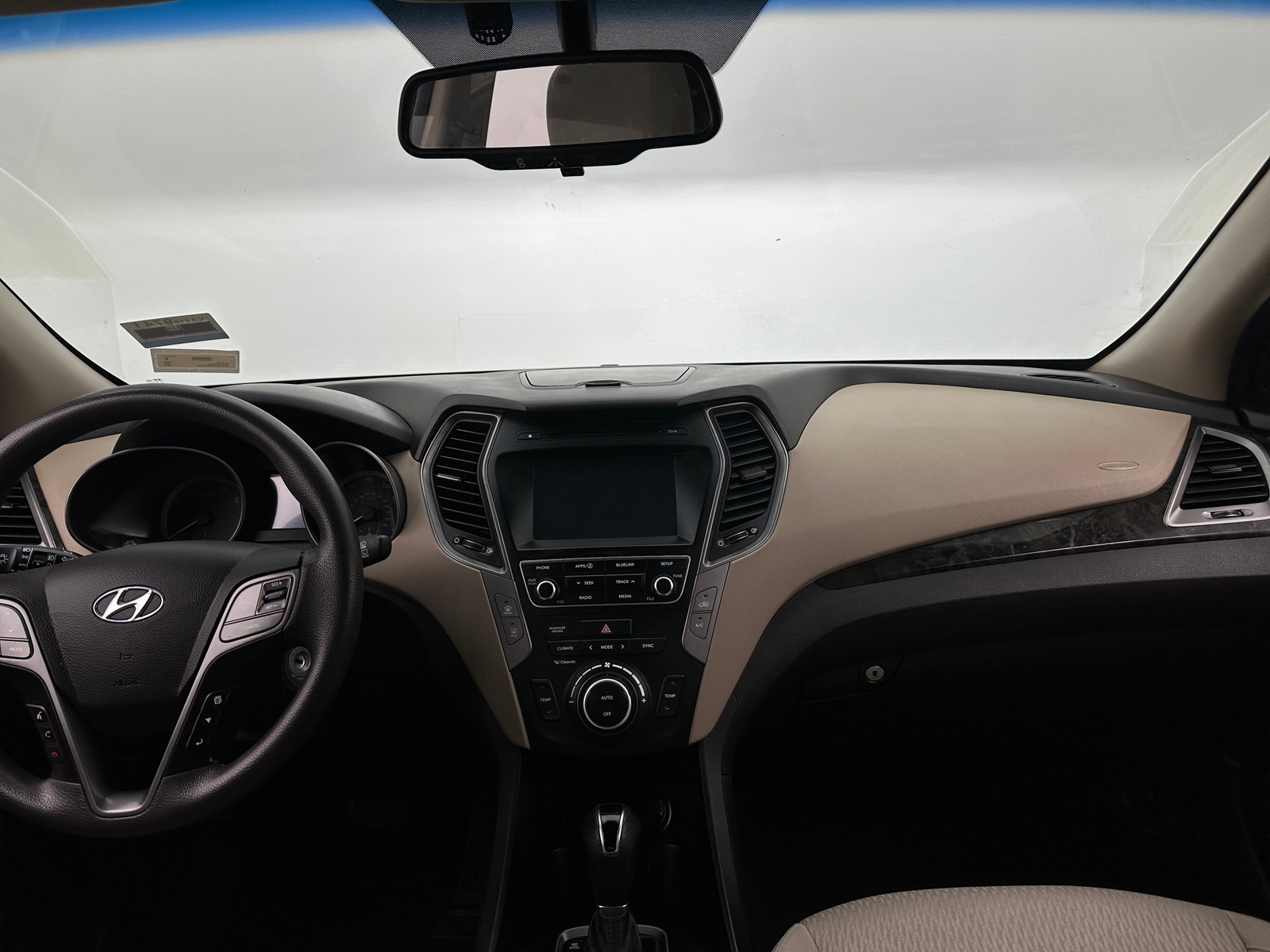 Thumbnail: 2017 Hyundai Santa Fe - 3
