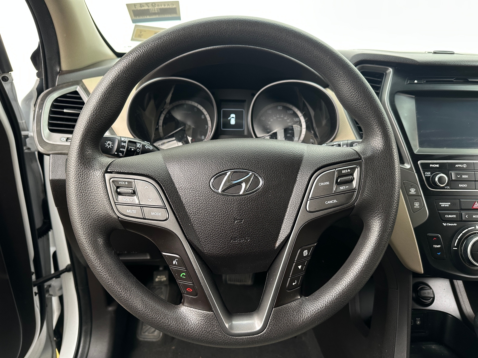 Thumbnail: 2017 Hyundai Santa Fe - 5
