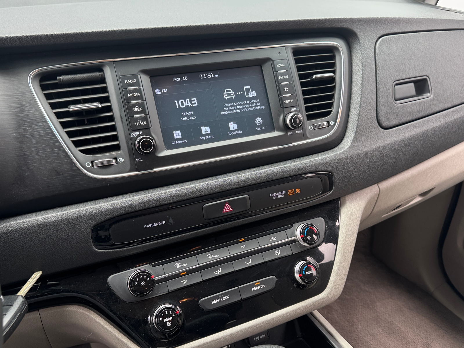 Thumbnail: 2021 Kia Sedona - 4