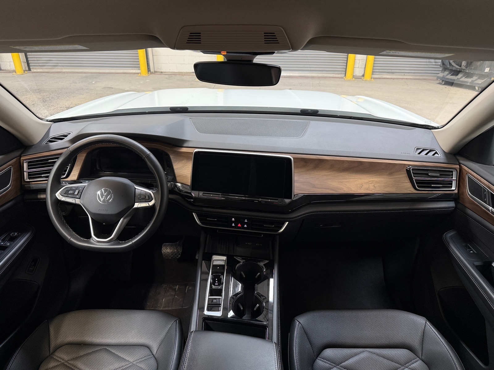 Thumbnail: 2025 Volkswagen Atlas - 2