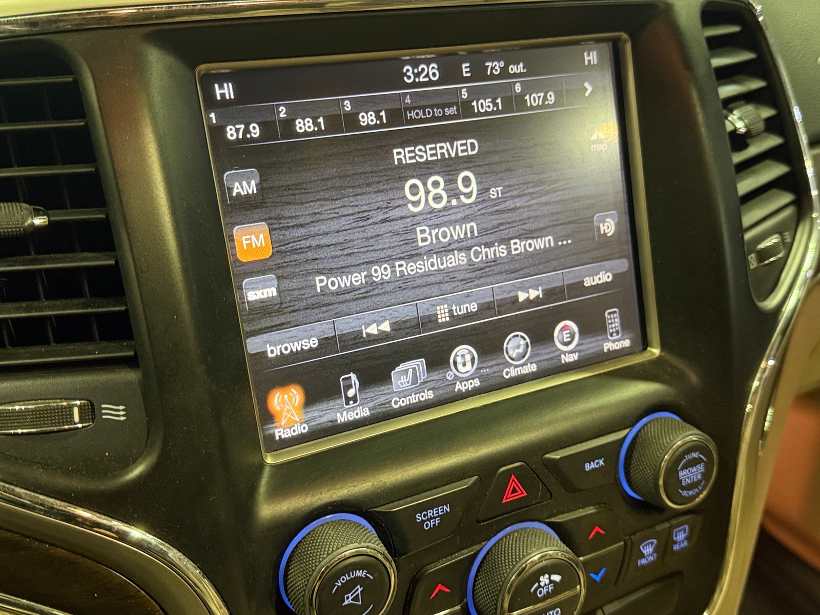 Thumbnail: 2015 Jeep Grand Cherokee - 3