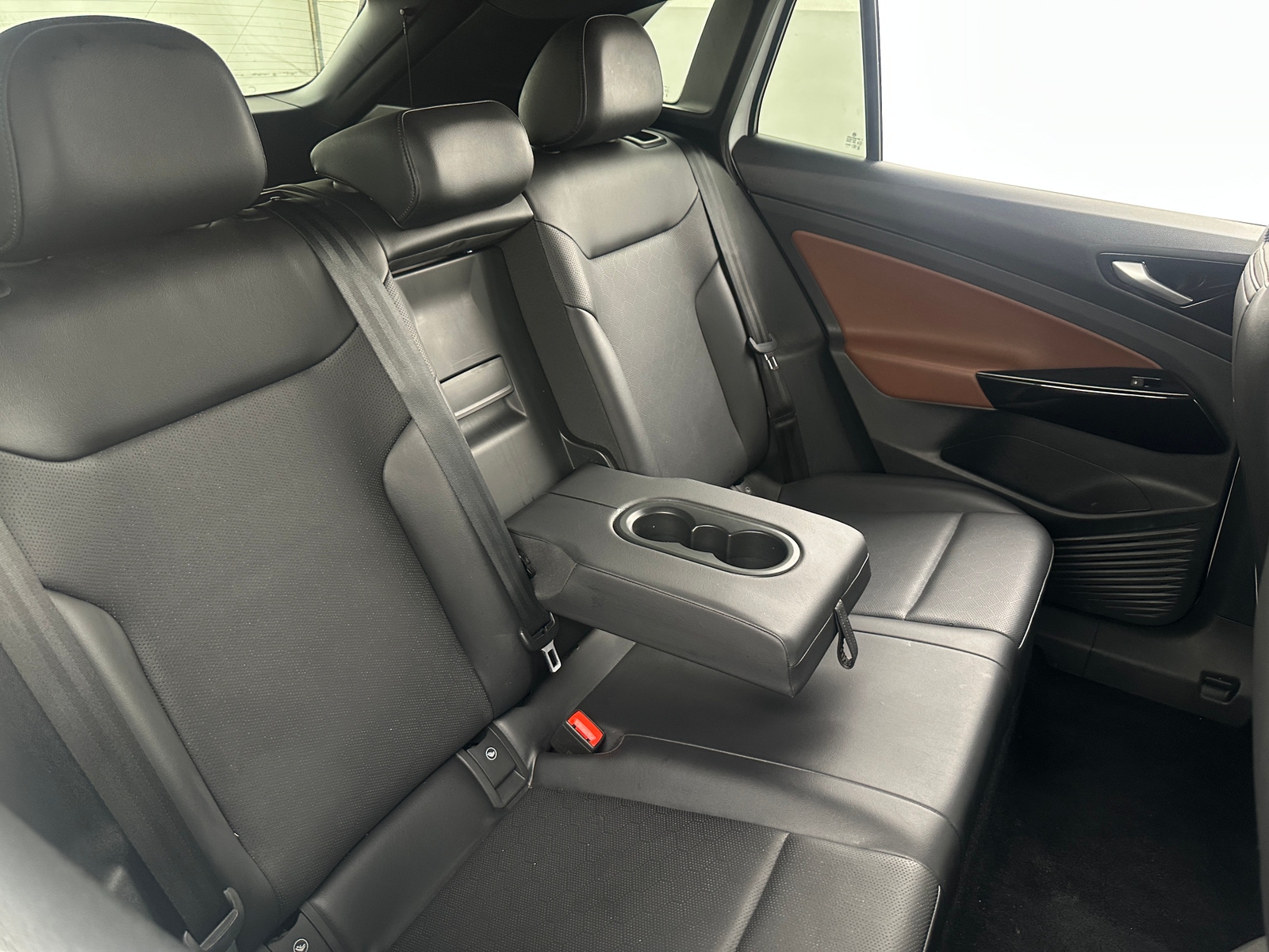 Thumbnail: 2021 Volkswagen ID.4 - 5