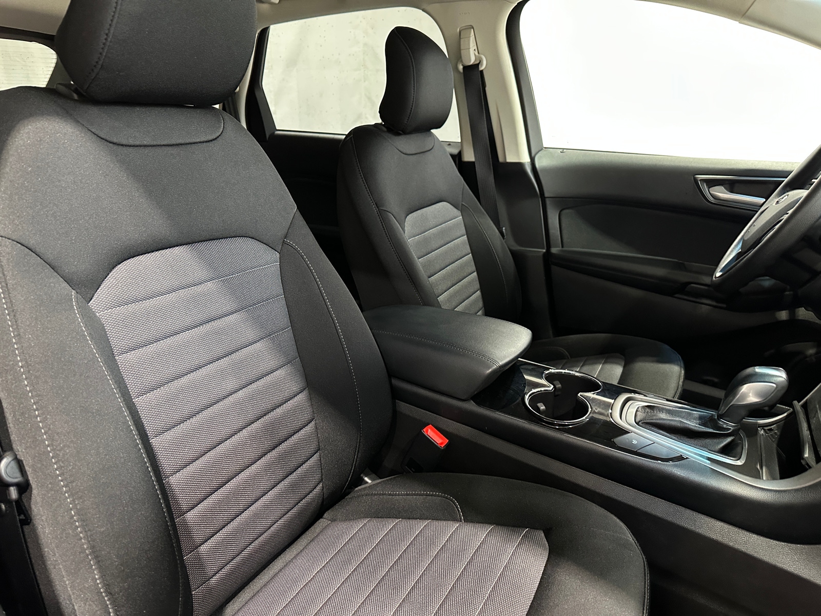 Thumbnail: 2018 Ford Edge - 2