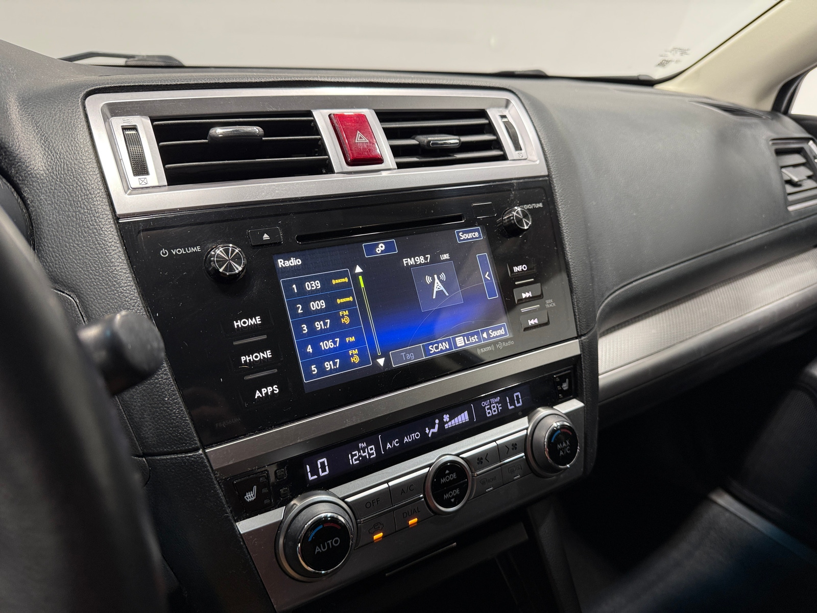 Thumbnail: 2017 Subaru Outback - 4