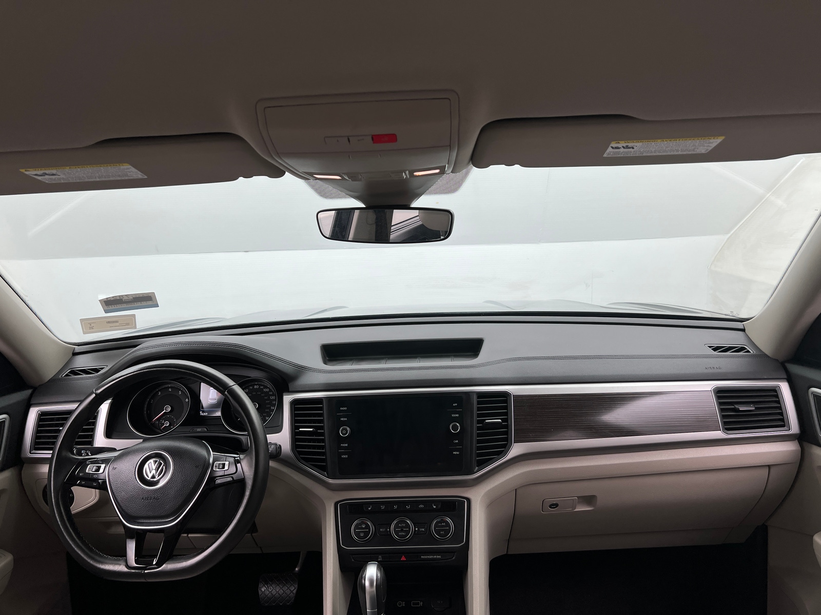 Thumbnail: 2019 Volkswagen Atlas - 2