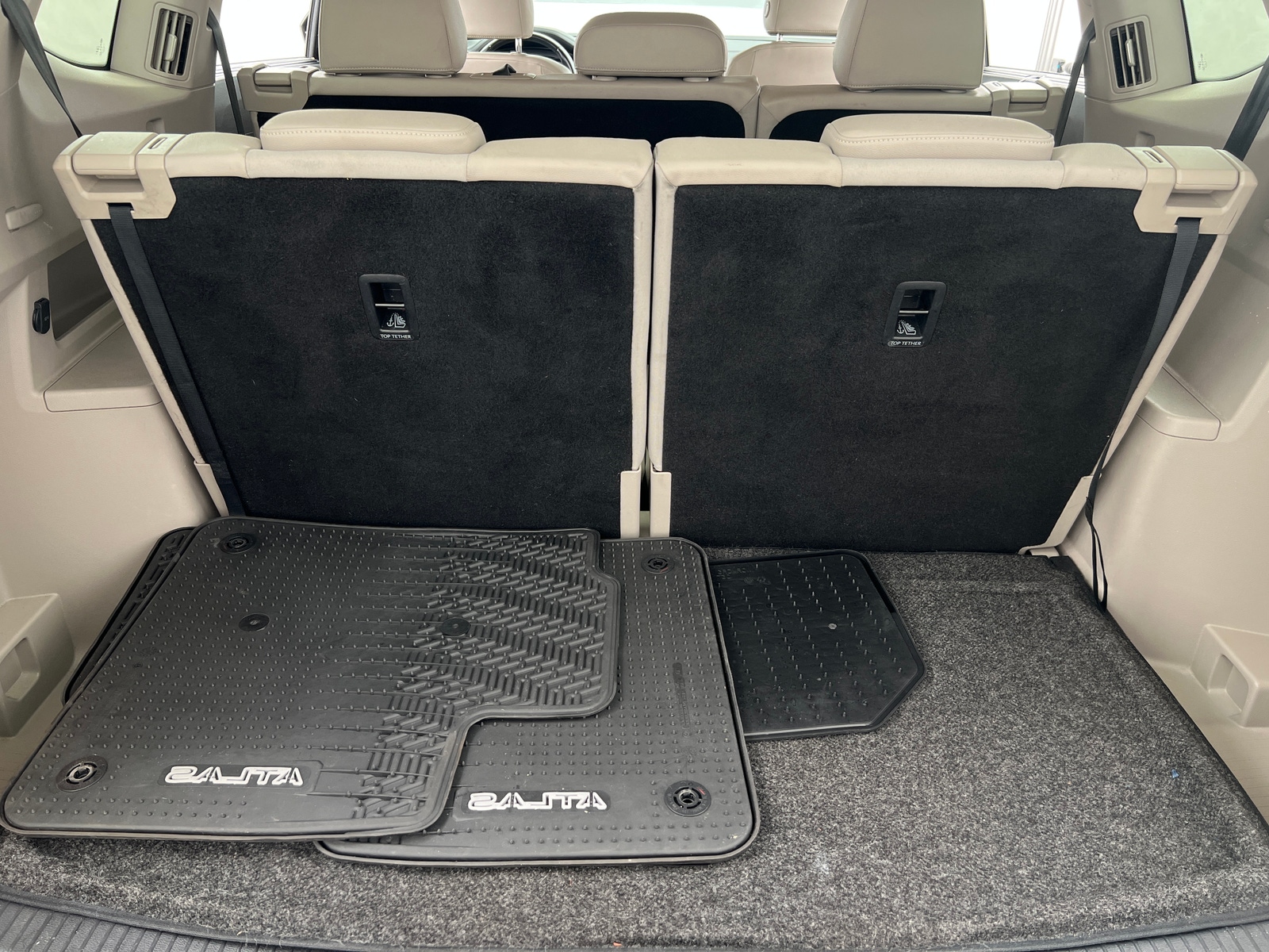 Thumbnail: 2019 Volkswagen Atlas - 6