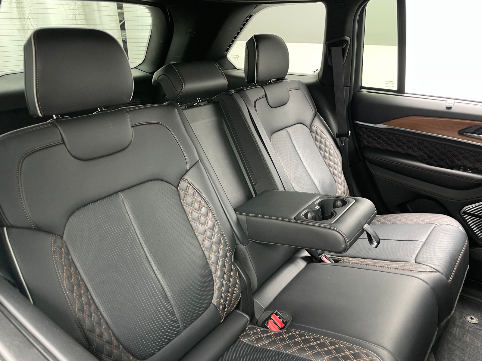 Thumbnail: 2025 Jeep Grand Cherokee - 5