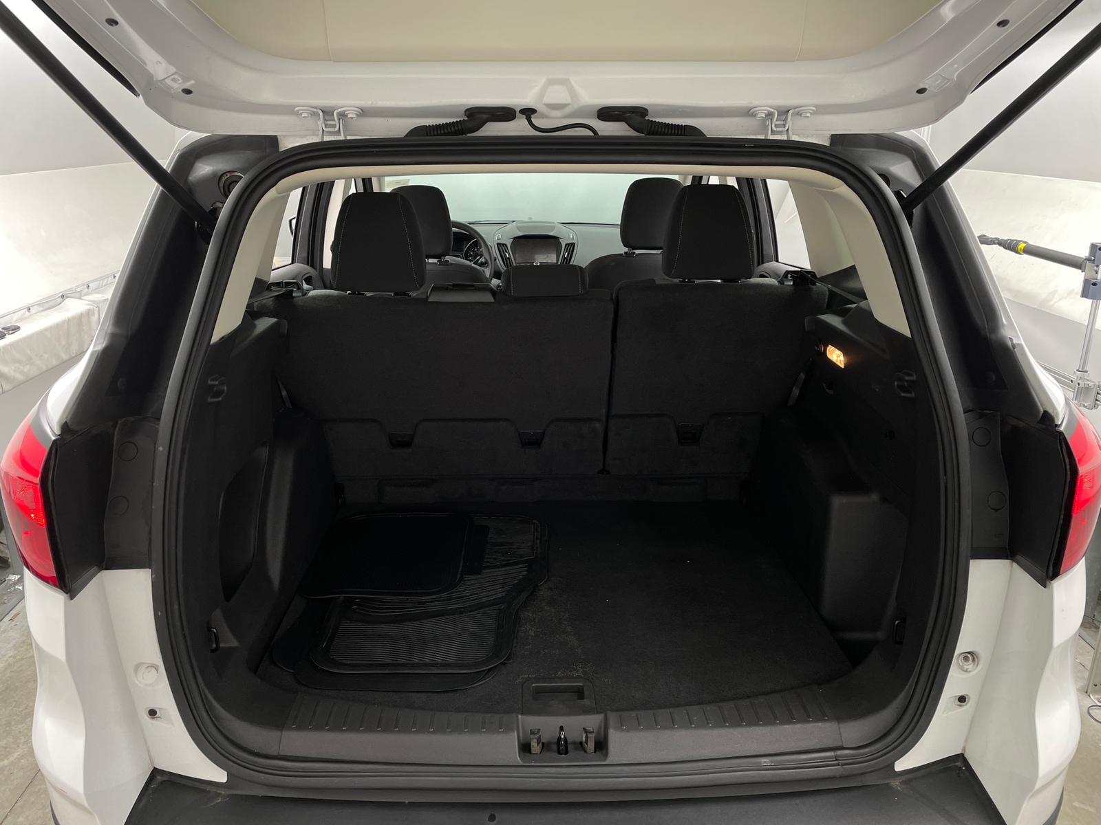 Thumbnail: 2019 Ford Escape - 7