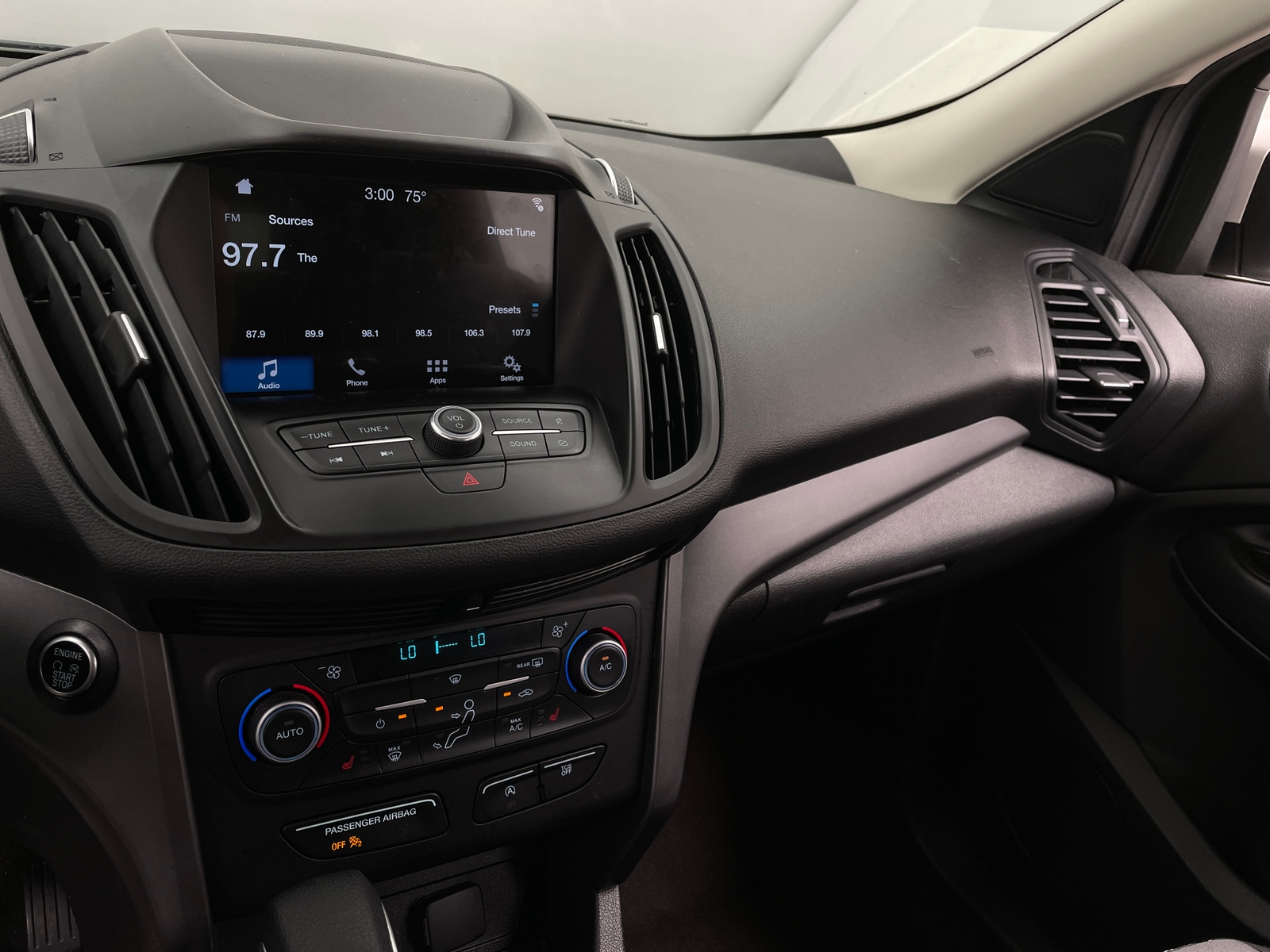 Thumbnail: 2019 Ford Escape - 4