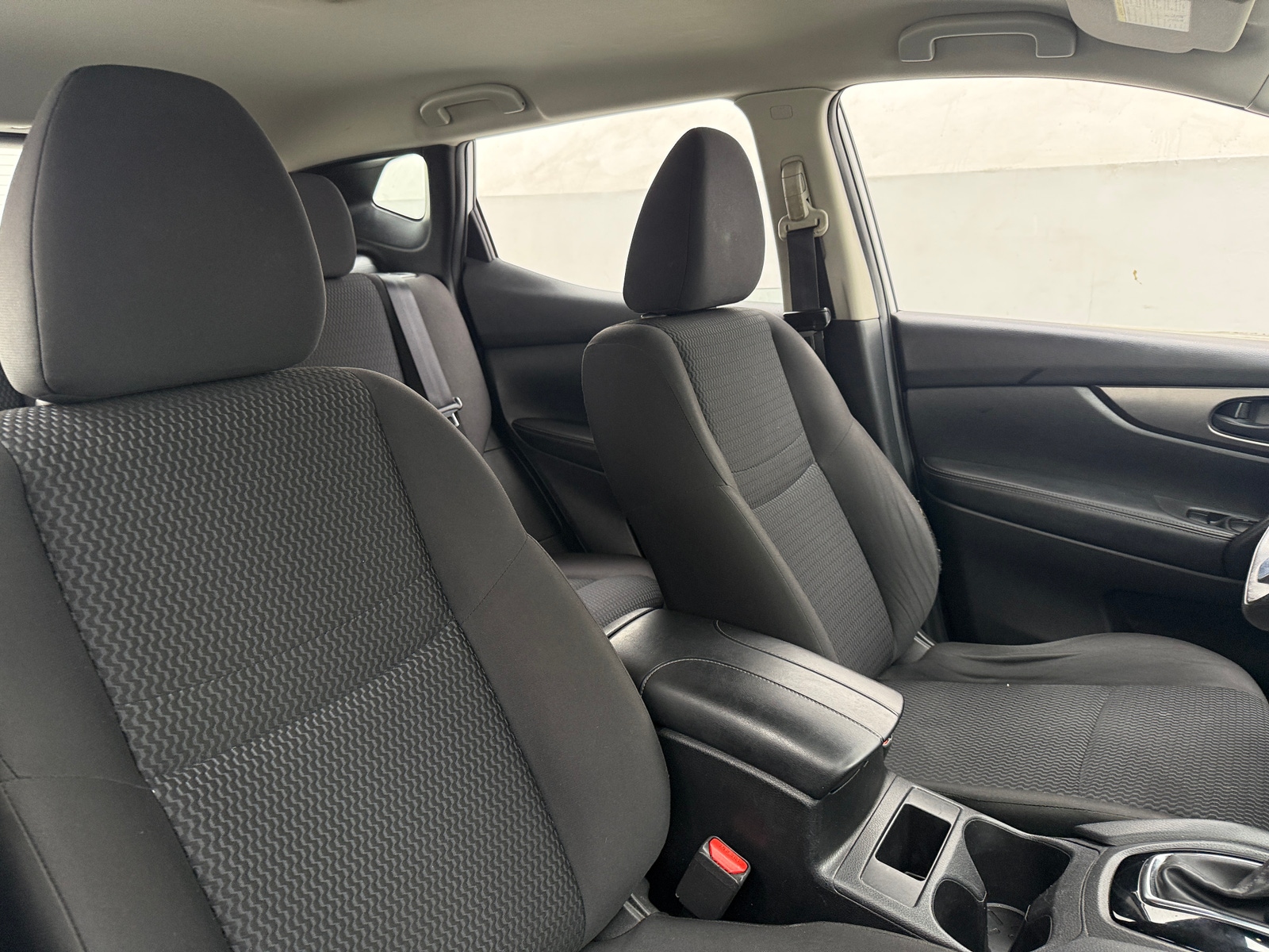 Thumbnail: 2018 Nissan Rogue Sport - 2