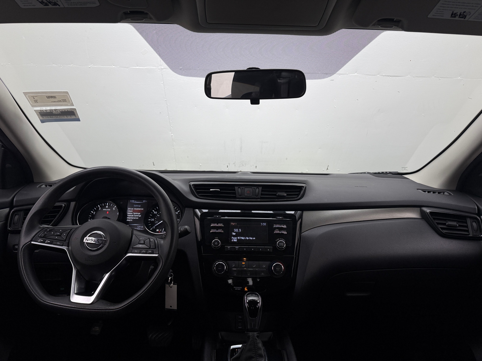 Thumbnail: 2018 Nissan Rogue Sport - 3