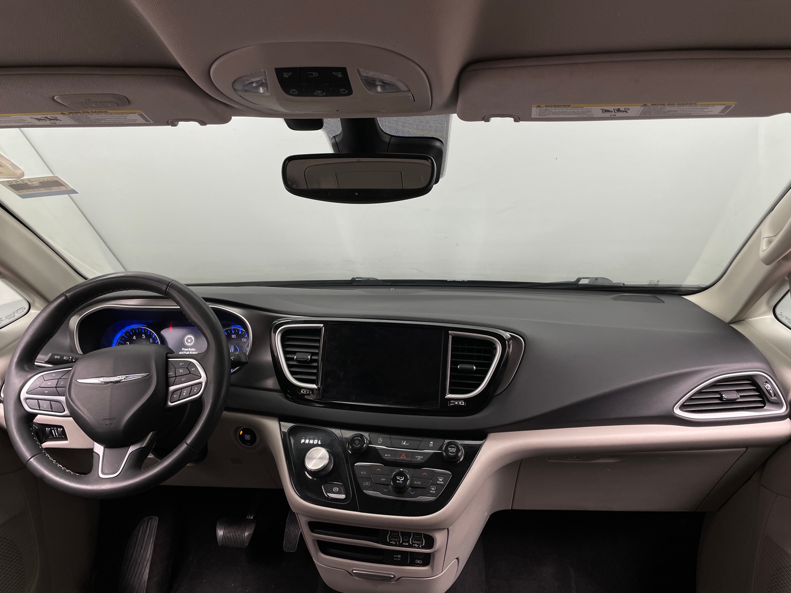 Thumbnail: 2022 Chrysler Pacifica - 2