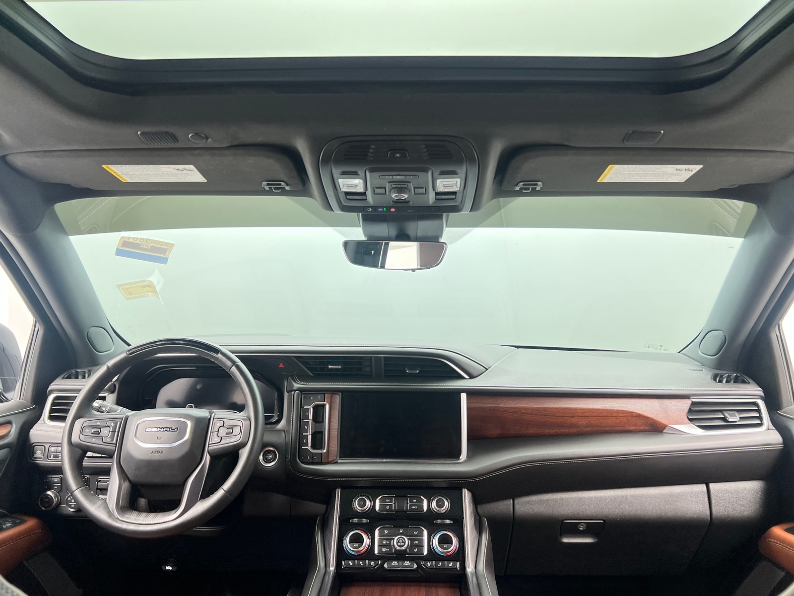 Thumbnail: 2023 GMC Yukon XL - 2