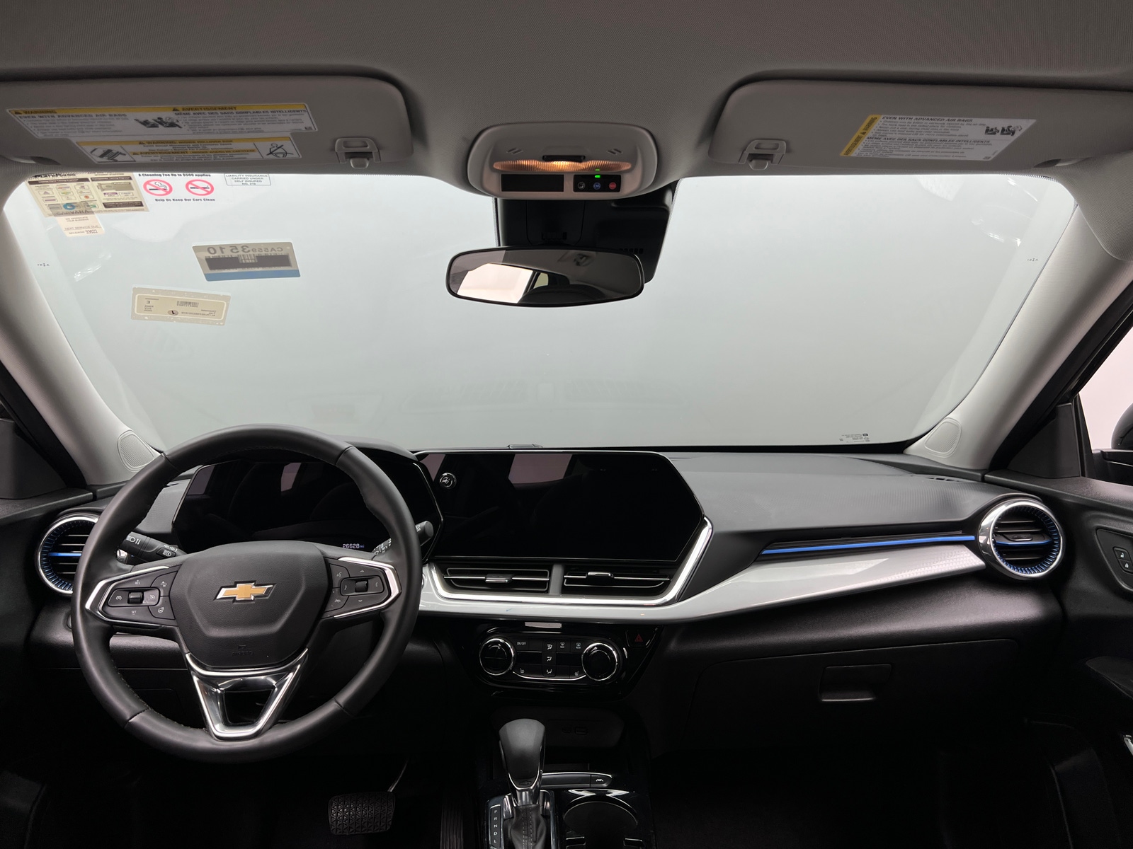 Thumbnail: 2025 Chevrolet Trax - 3