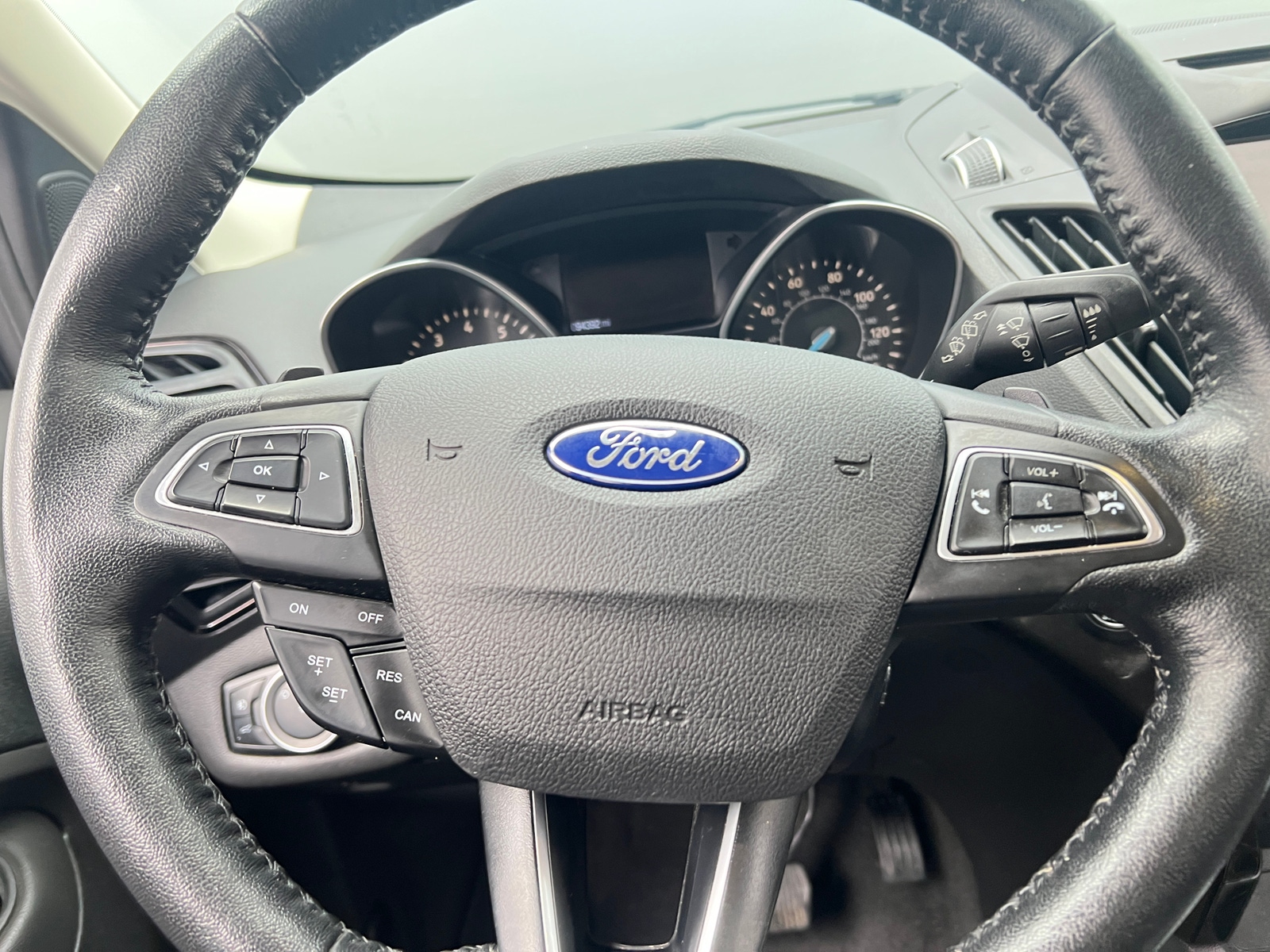 Thumbnail: 2017 Ford Escape - 4