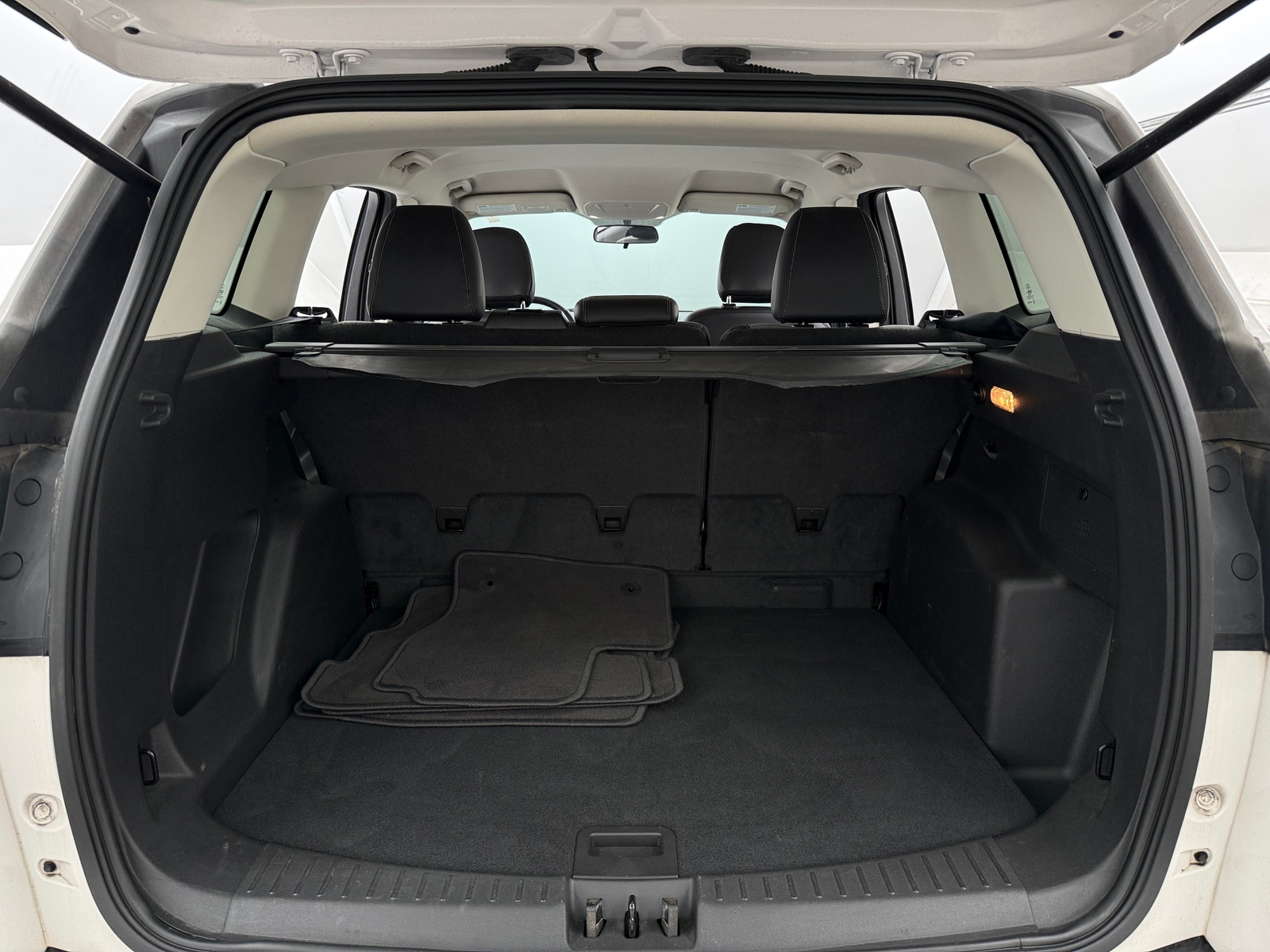 Thumbnail: 2019 Ford Escape - 7