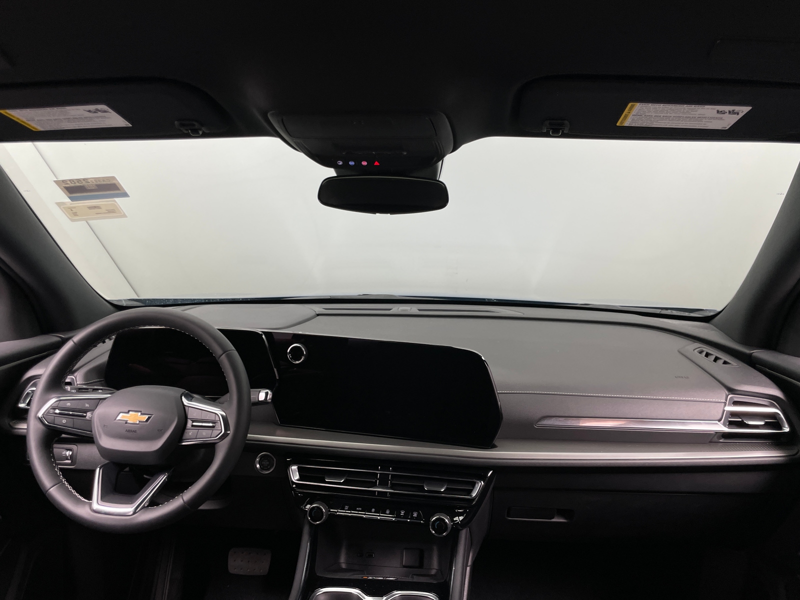 Thumbnail: 2026 Chevrolet Traverse - 3