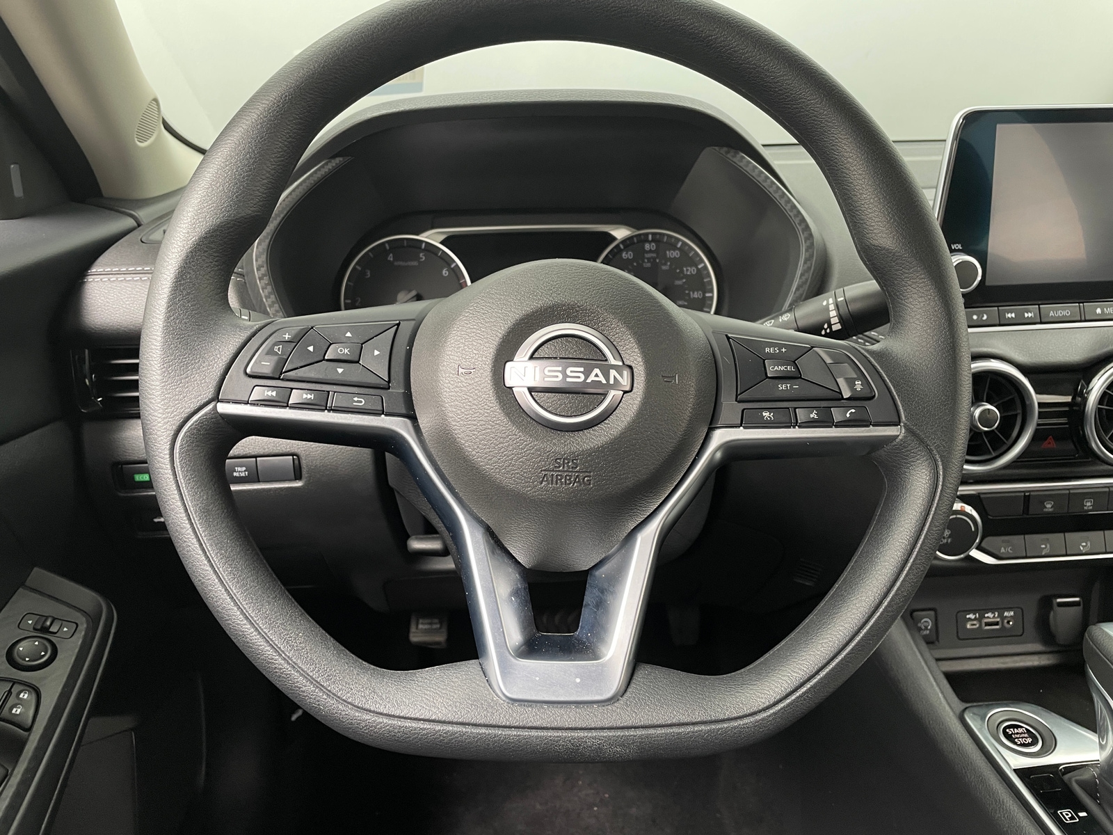 Thumbnail: 2025 Nissan Sentra - 5