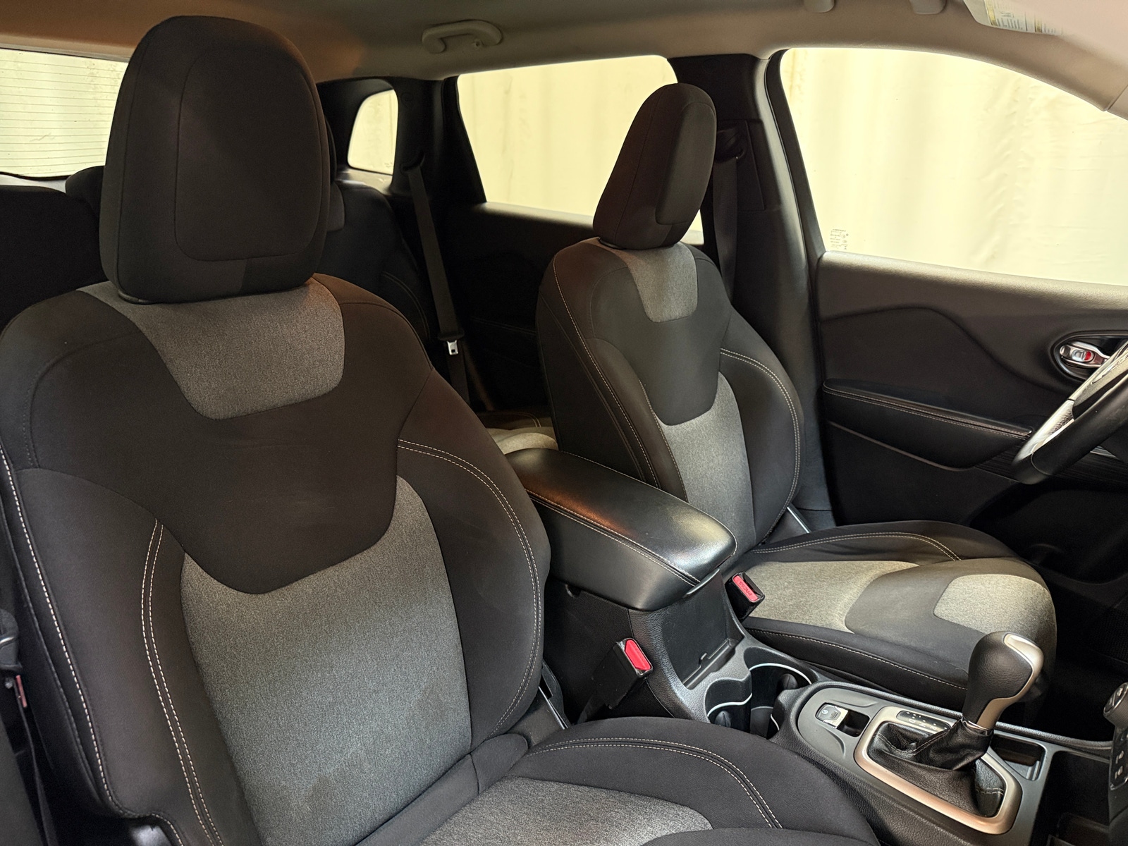 Thumbnail: 2014 Jeep Cherokee - 2