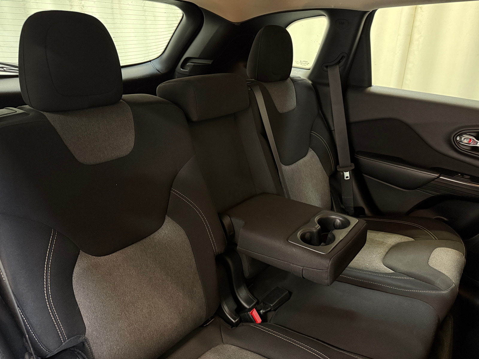 Thumbnail: 2014 Jeep Cherokee - 6