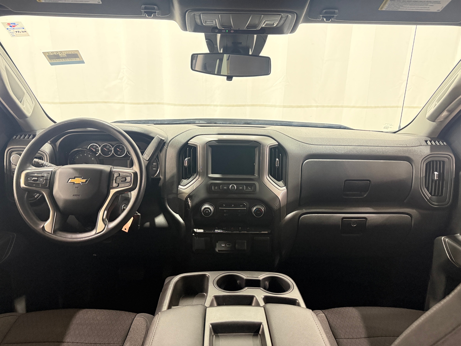 Thumbnail: 2022 Chevrolet Silverado 1500 - 3