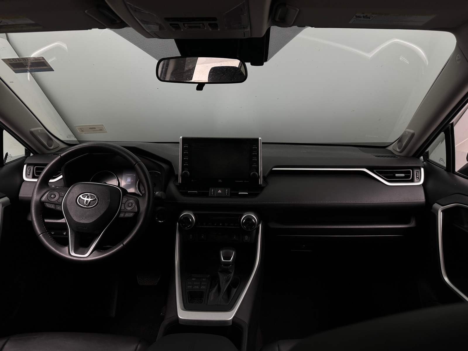 Thumbnail: 2022 Toyota RAV4 - 2