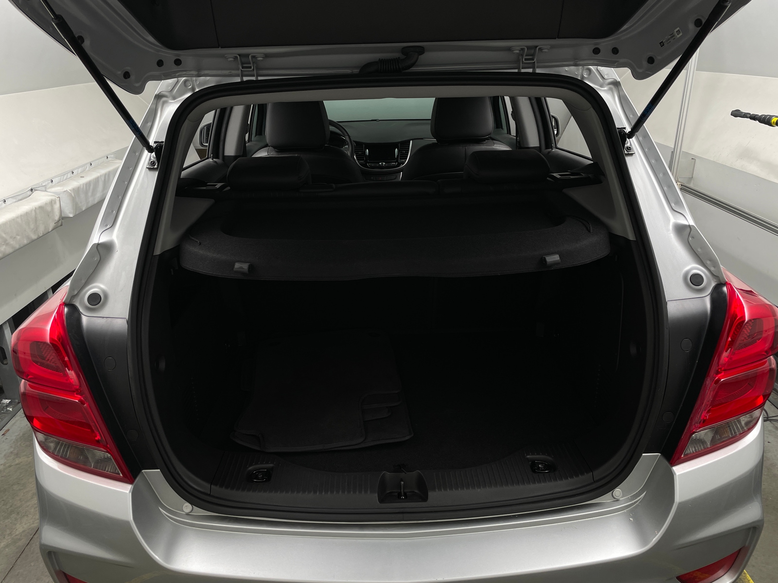 Thumbnail: 2020 Chevrolet Trax - 7