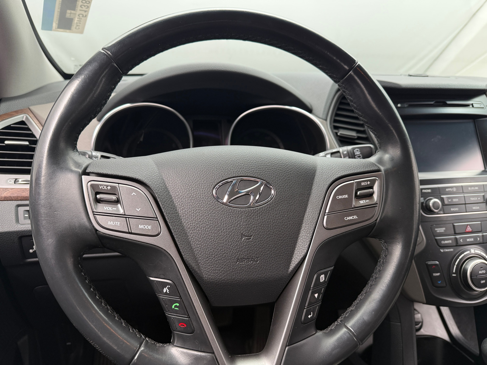 Thumbnail: 2019 Hyundai Santa Fe - 4