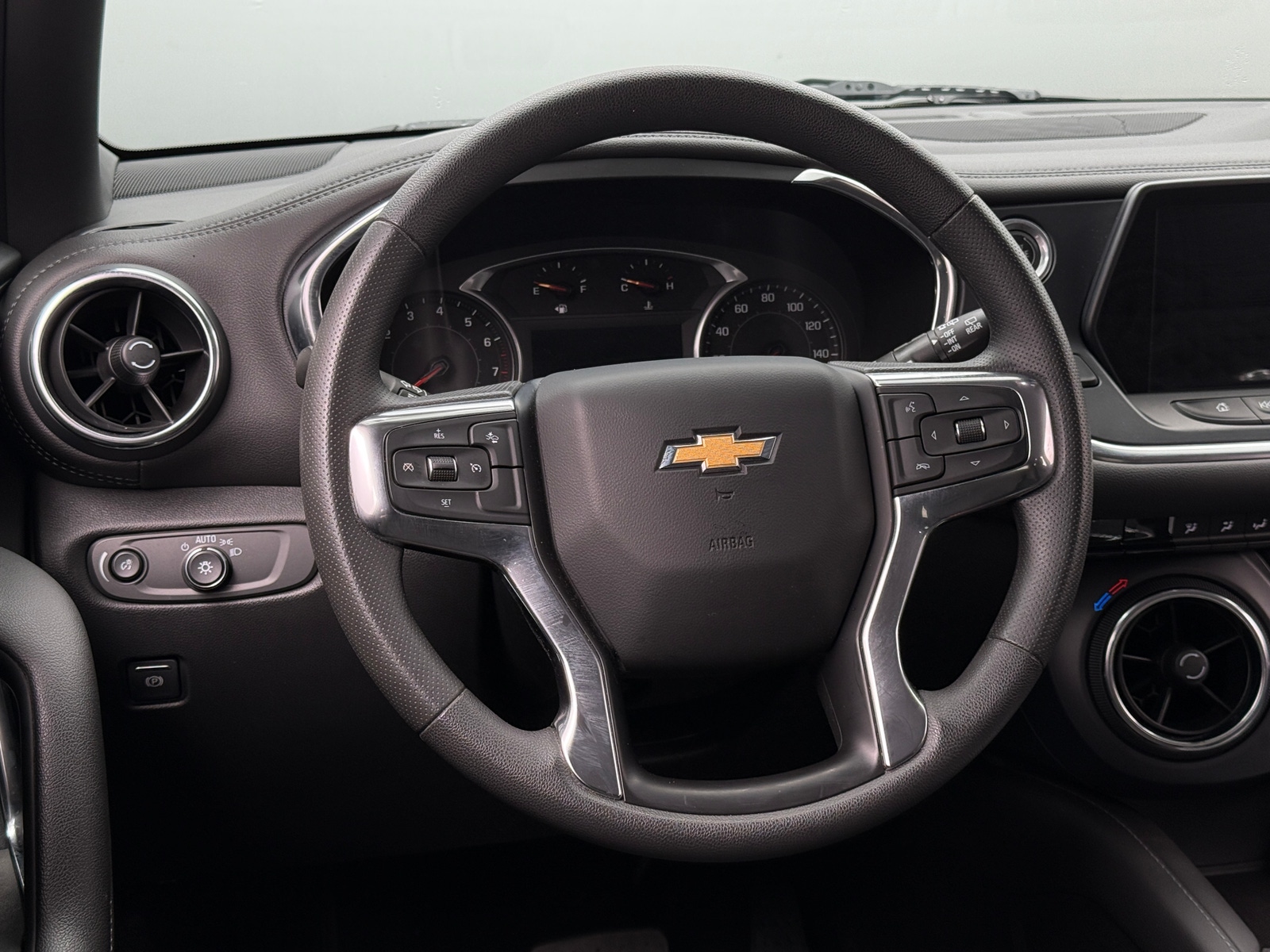 Thumbnail: 2022 Chevrolet Blazer - 5