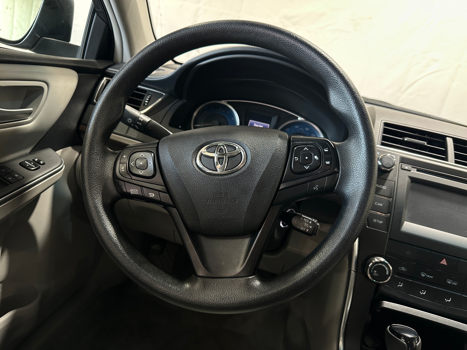 Thumbnail: 2017 Toyota Camry - 5