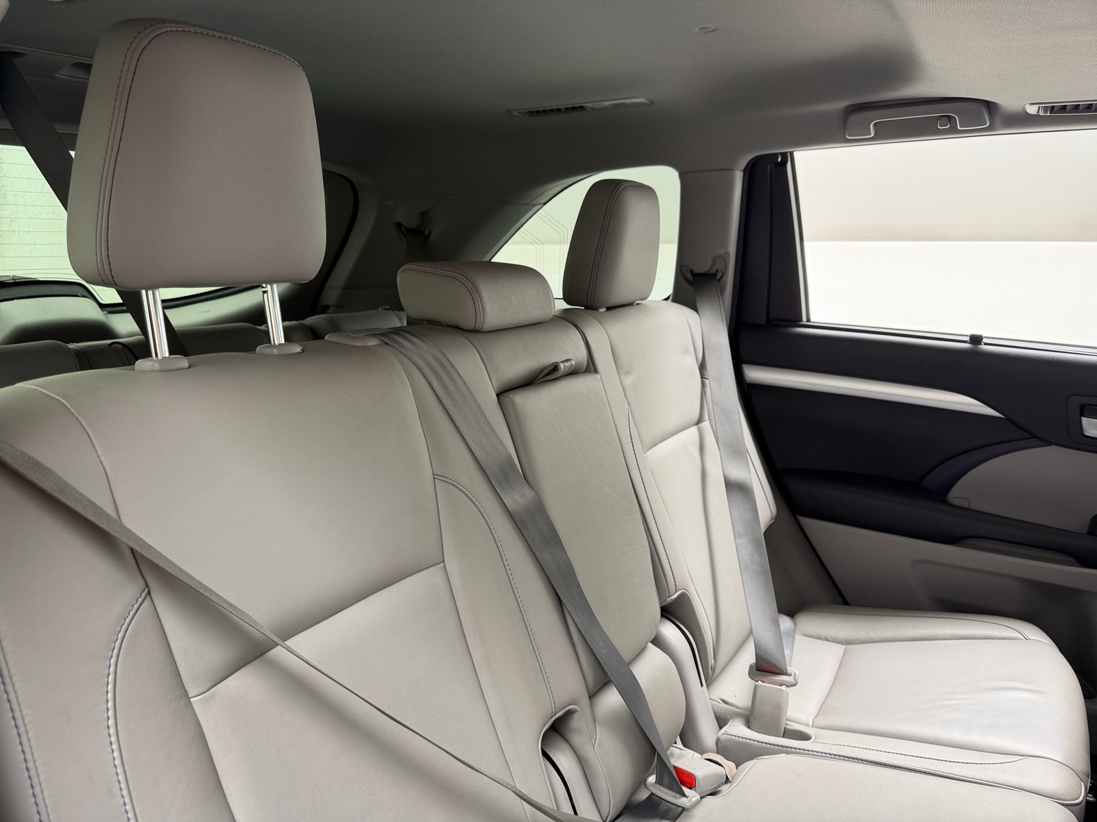 Thumbnail: 2015 Toyota Highlander - 5