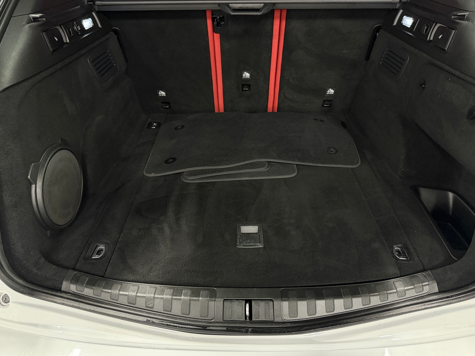 Thumbnail: 2024 Alfa Romeo Stelvio - 6