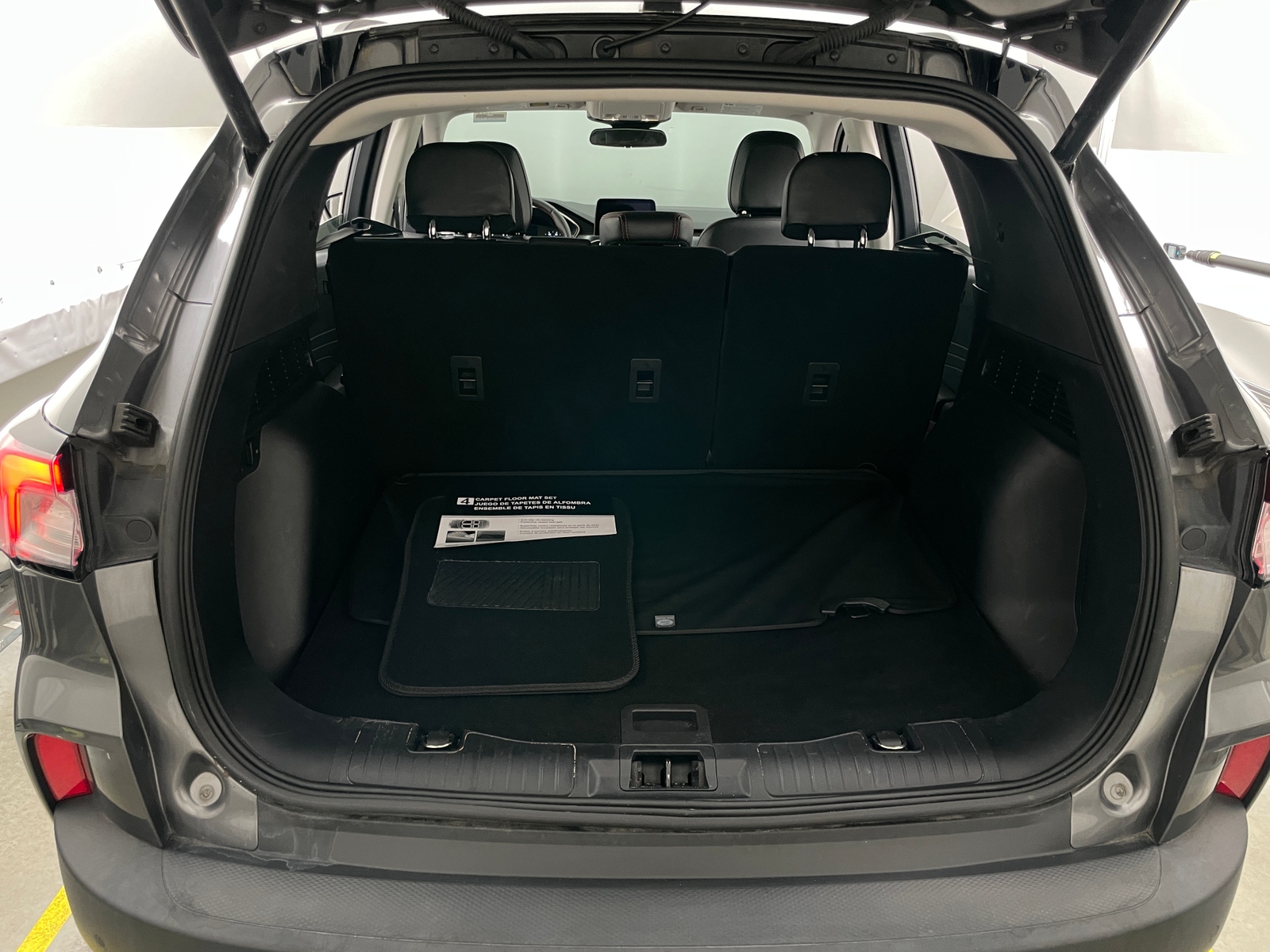 Thumbnail: 2022 Ford Escape - 6