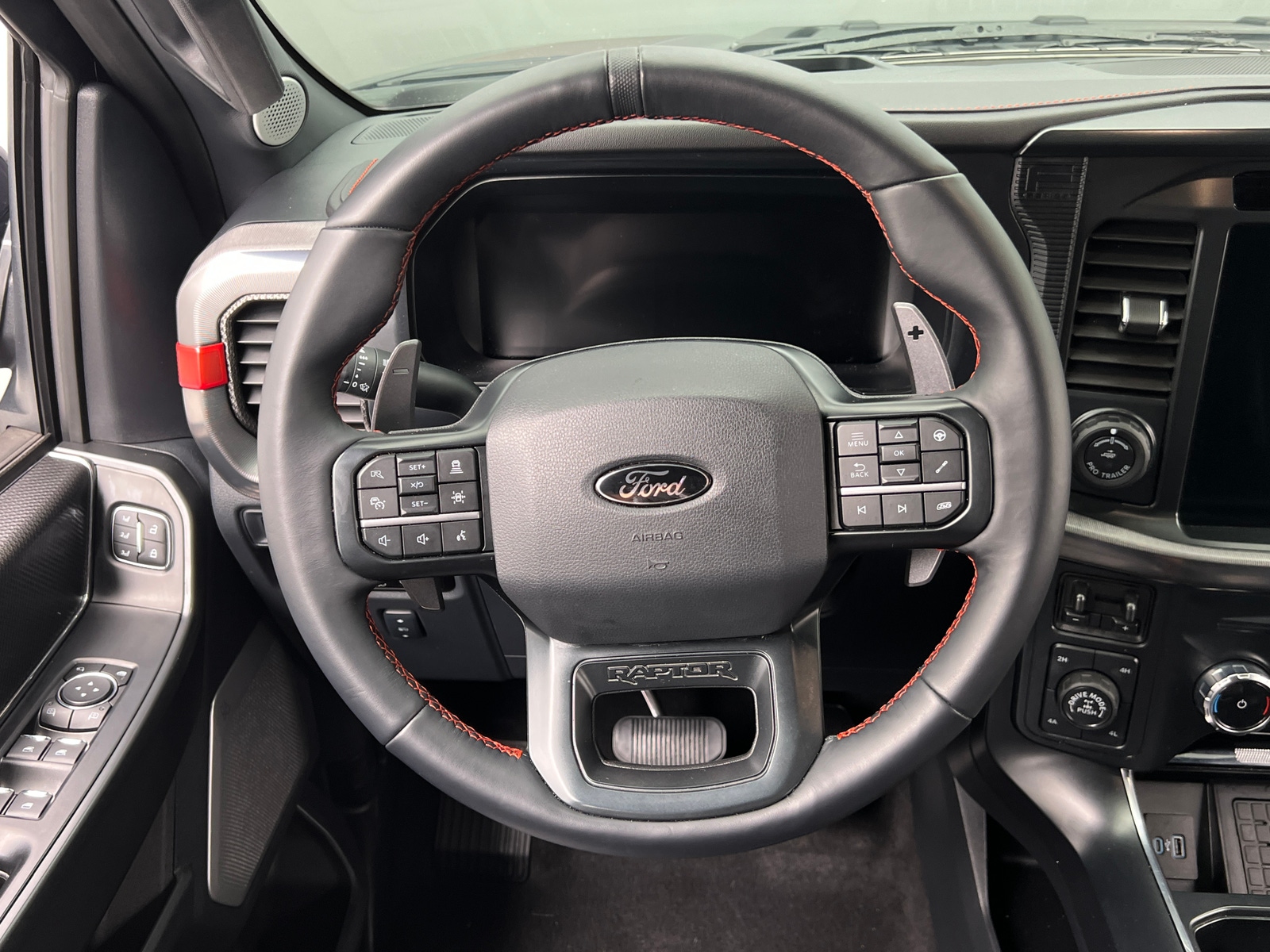 Thumbnail: 2024 Ford Econoline - 4