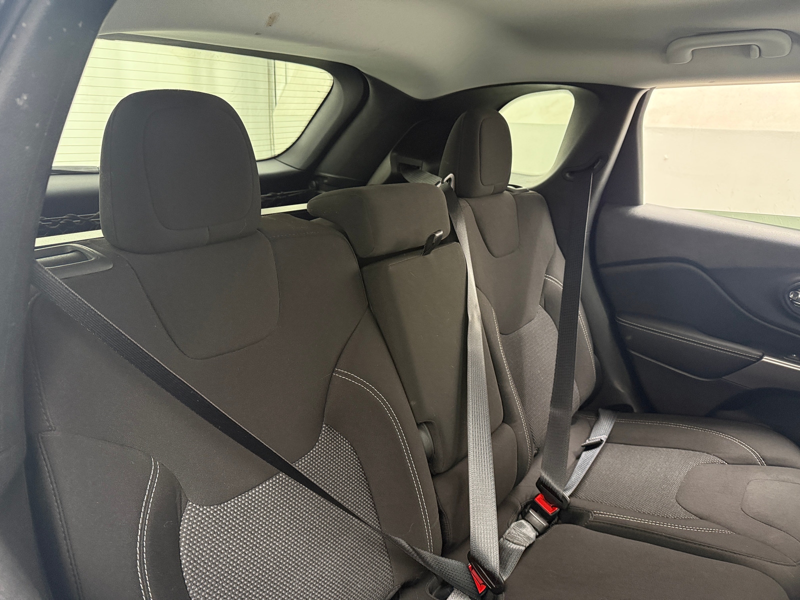 Thumbnail: 2021 Jeep Cherokee - 6