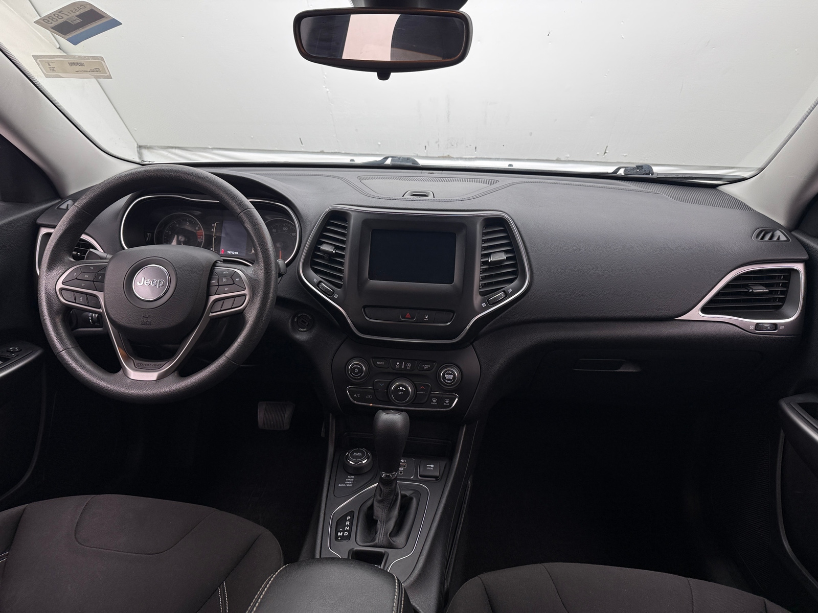 Thumbnail: 2021 Jeep Cherokee - 3