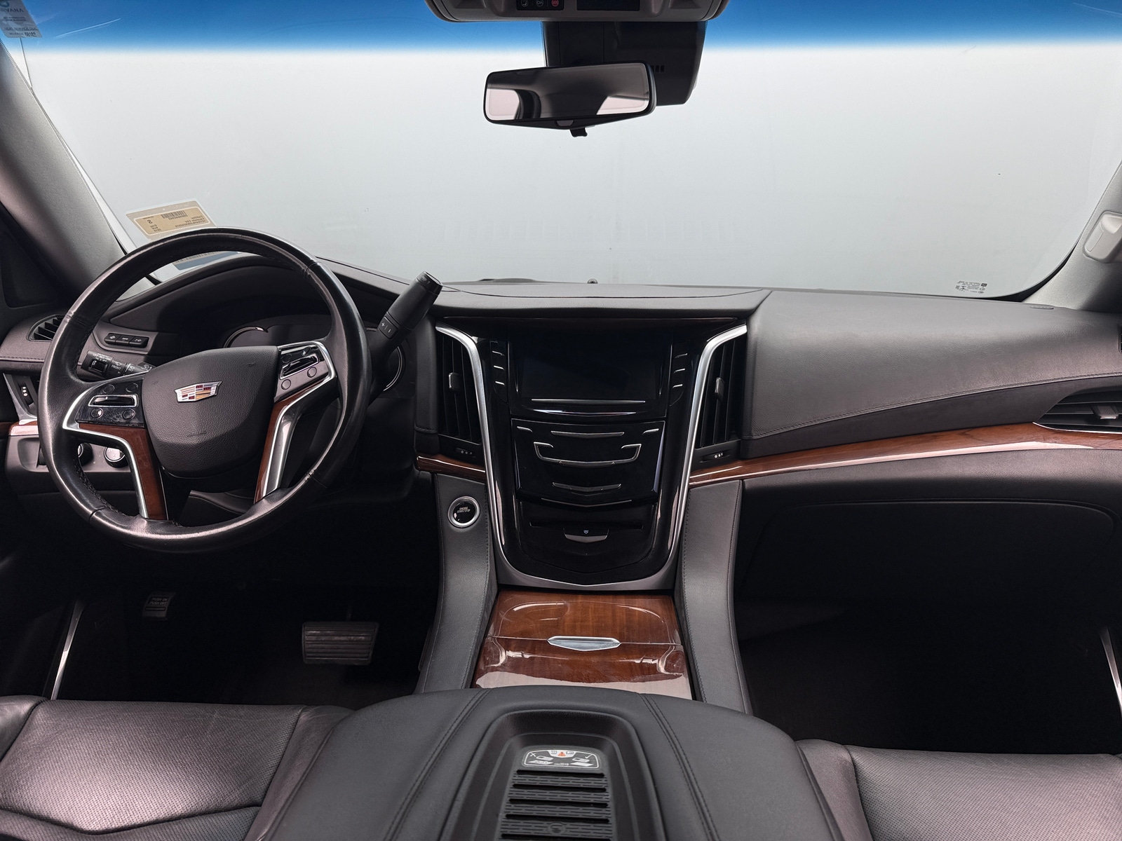 Thumbnail: 2019 Cadillac Escalade - 2