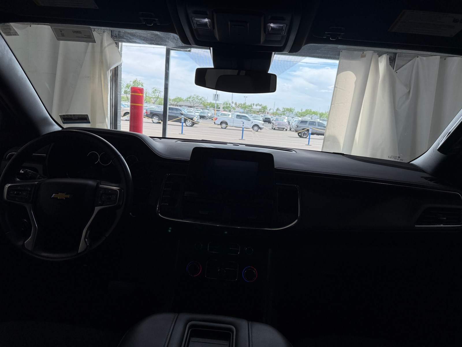 Thumbnail: 2023 Chevrolet Tahoe - 3