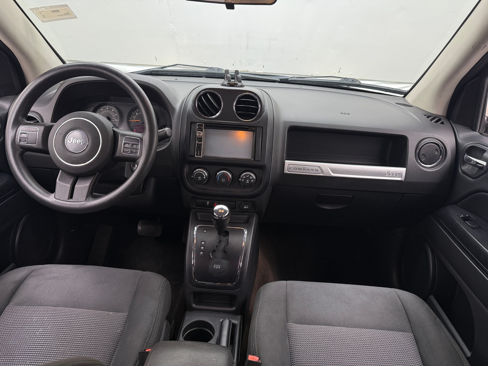 Thumbnail: 2015 Jeep Compass - 3