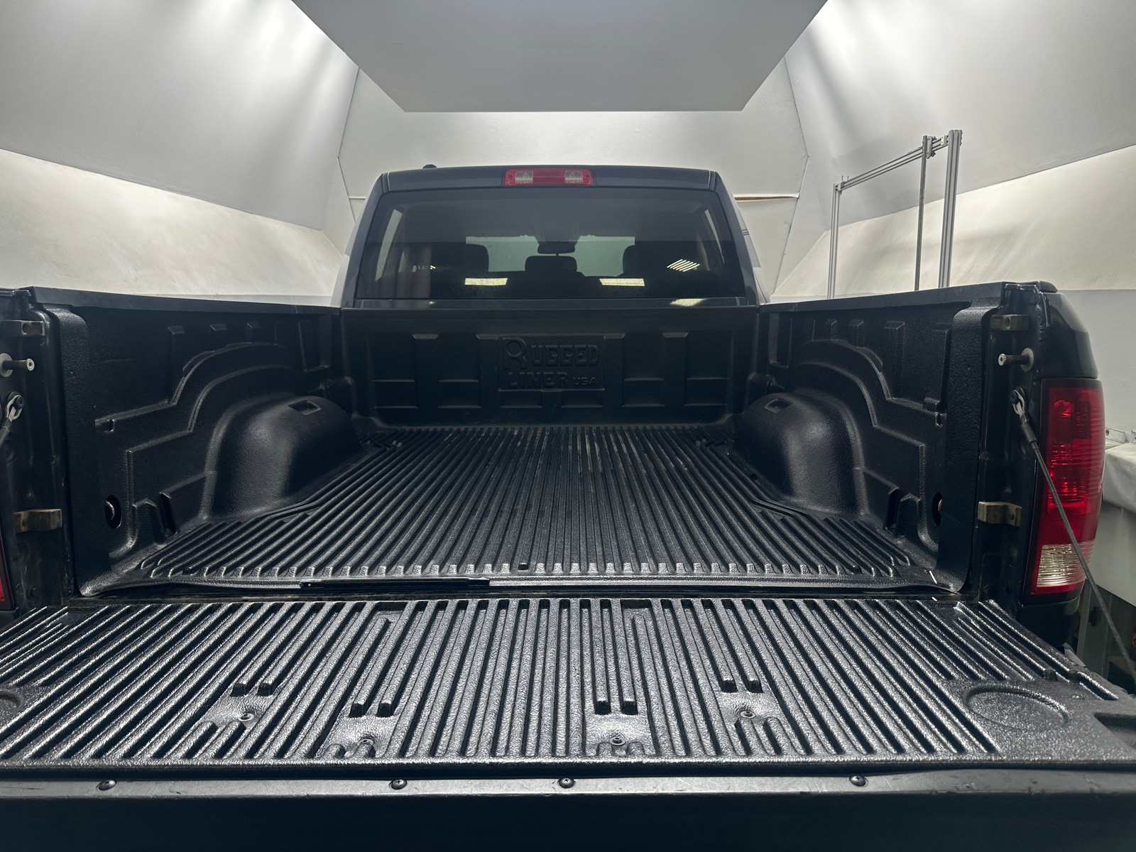 Thumbnail: 2019 RAM 1500 Classic - 6