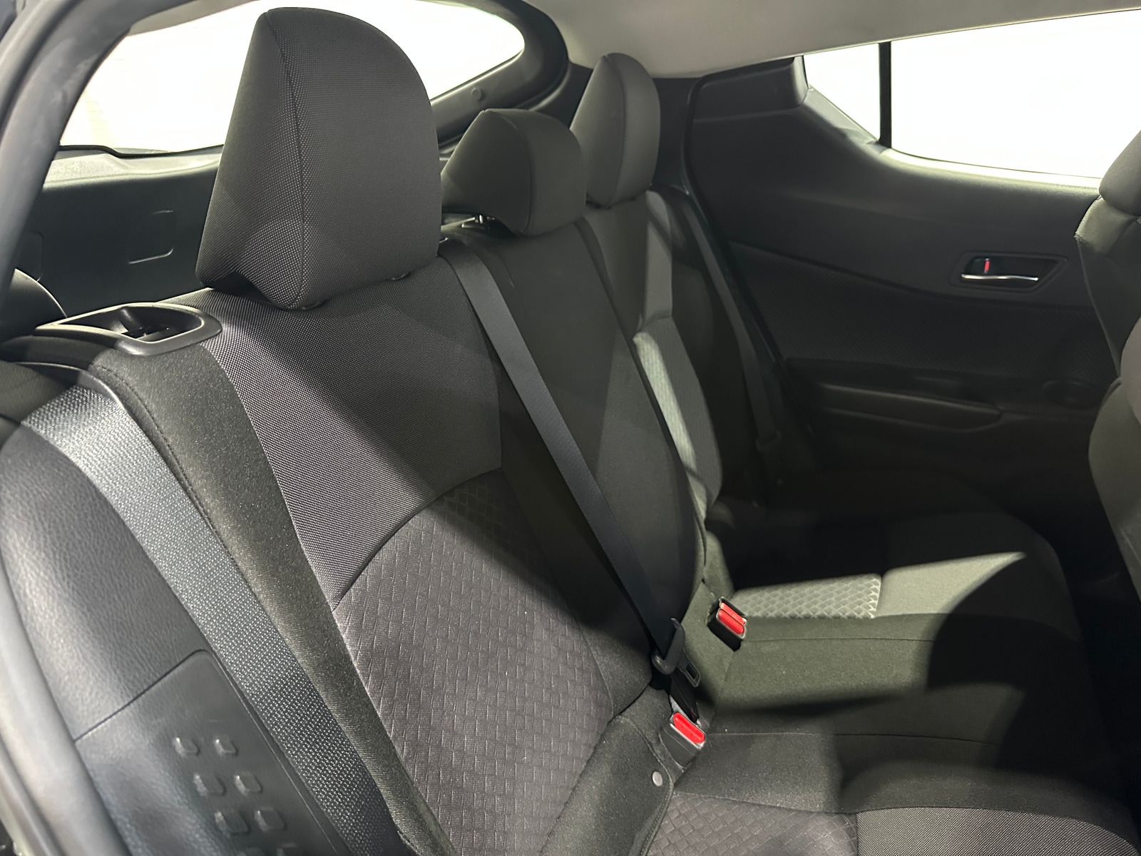 Thumbnail: 2021 Toyota C-HR - 6