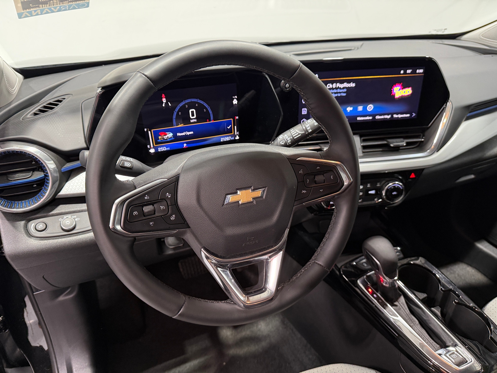 Thumbnail: 2025 Chevrolet Trax - 5