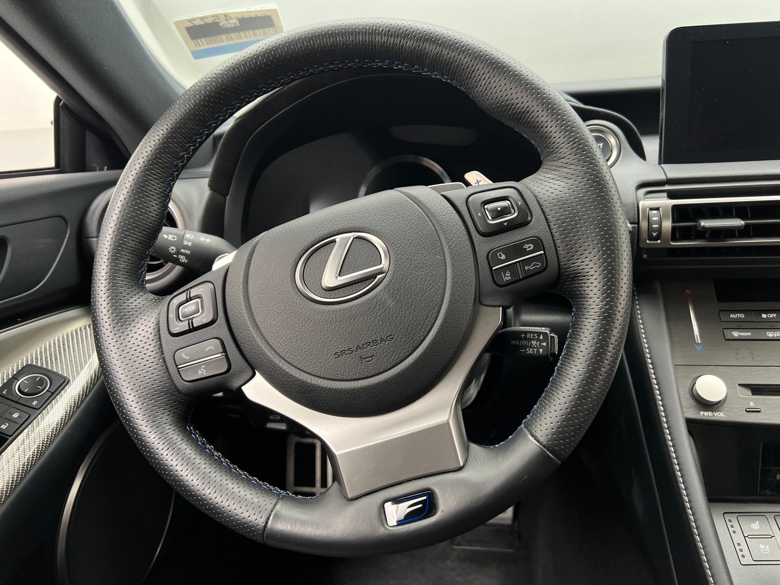 Thumbnail: 2024 Lexus RC - 3